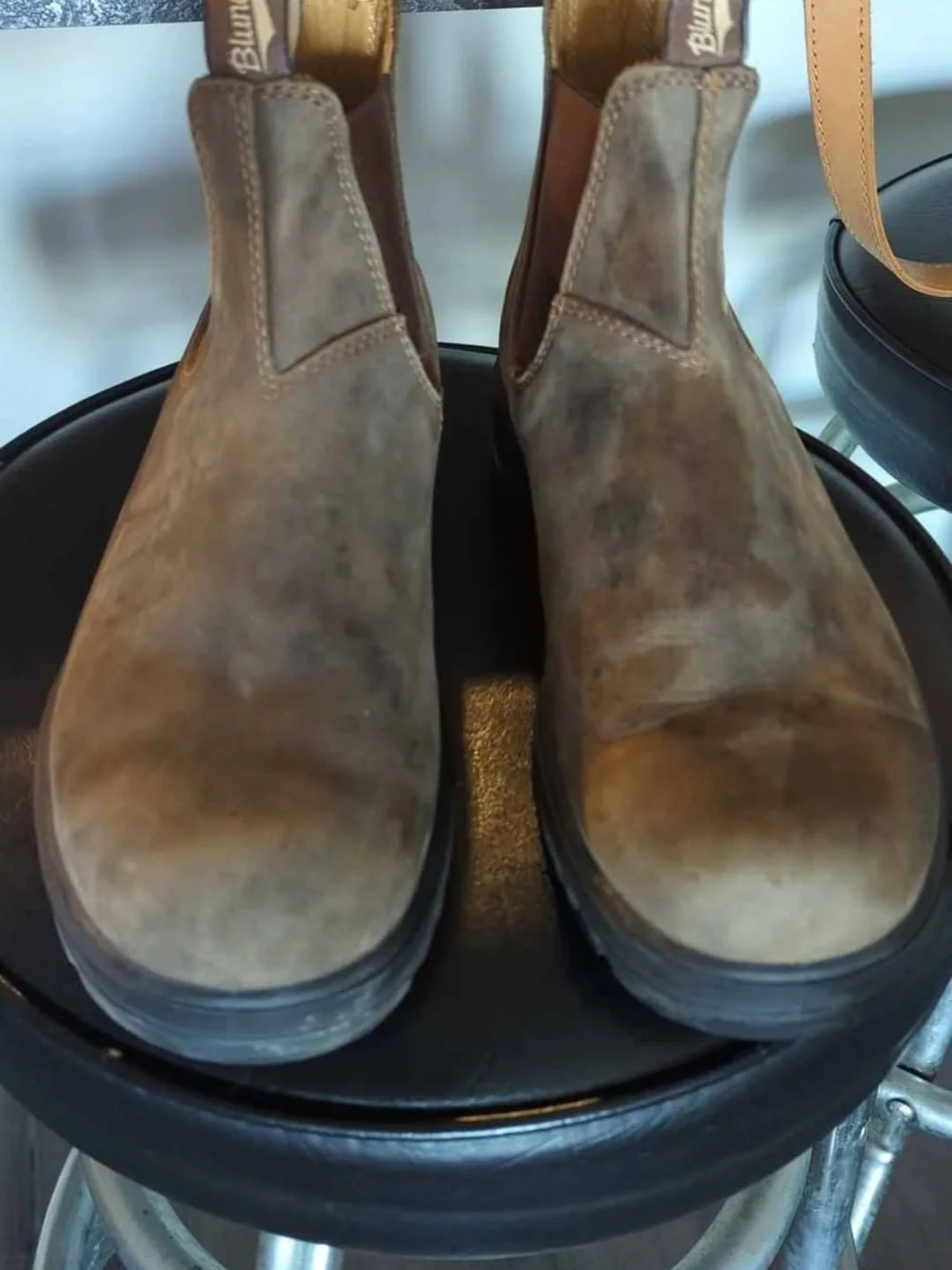 Blundstone Men's Brown Chelsea Boots - Elastic Side Panels